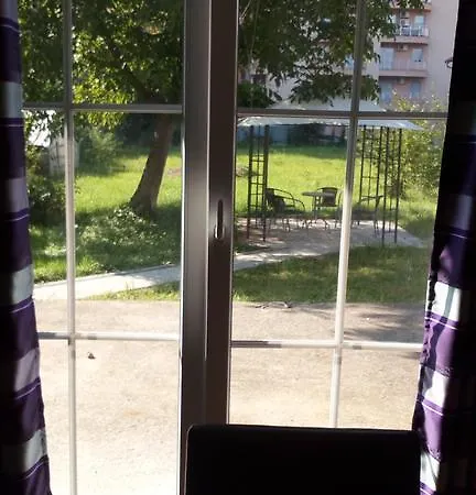 Apartment El *